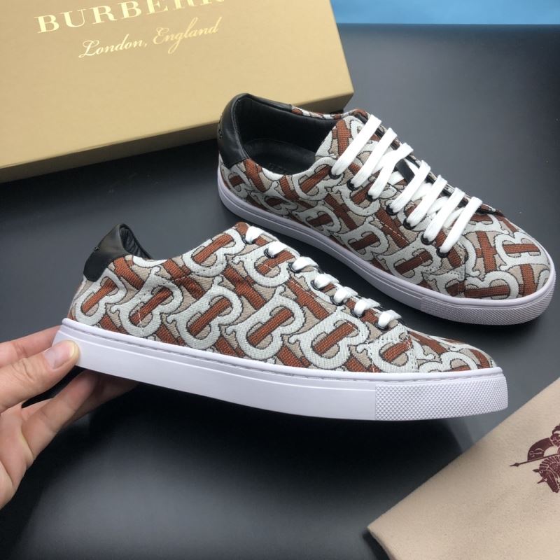 Burberry Low Shoes